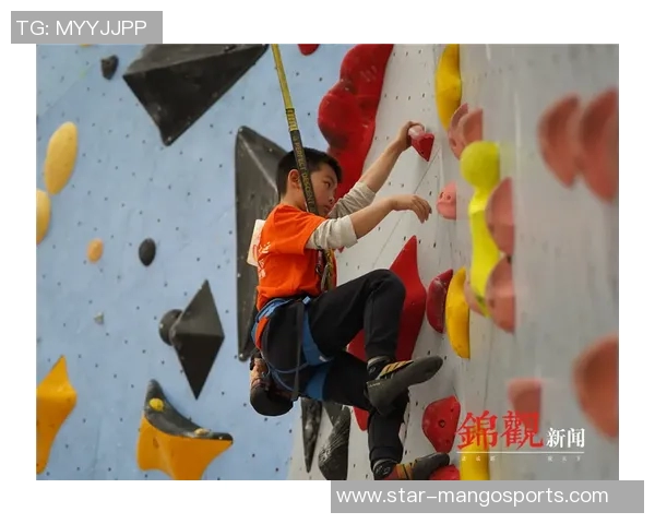 成都攀岩队与南京攀岩队赛后复盘探讨团队协作与竞技精神的深度分析 成都攀岩队与南京攀岩队赛后复盘探讨团队协作与竞技精神的深度分析